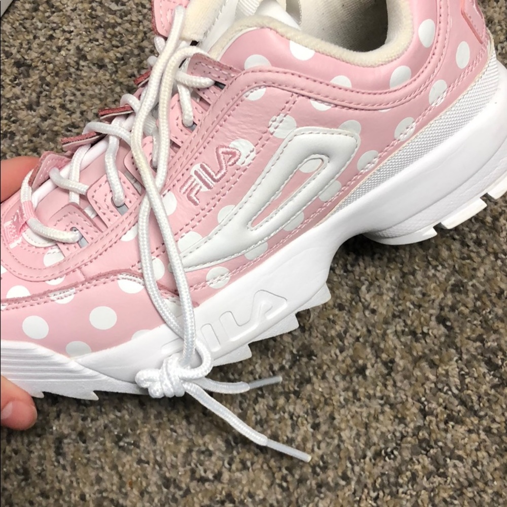 Women’s fashion sneaker